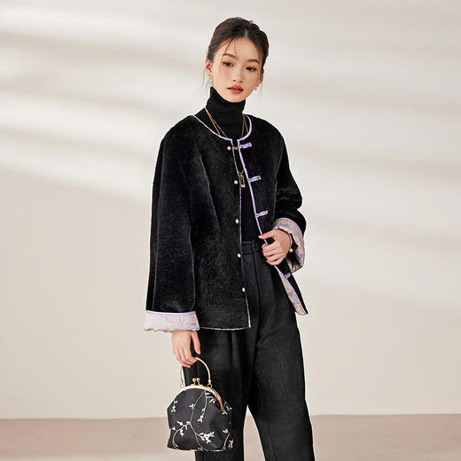 【自】全新升级【铂金会员588/天猫799/差价211】(41809) 洛诗琳新中式真丝宋锦改良国风外套2024双面穿盘扣国风上衣 商品图3