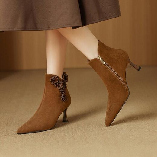 【预售5天】洋气小短靴女秋冬新款真皮尖头细高跟花朵马丁靴MLS&A867 商品图4