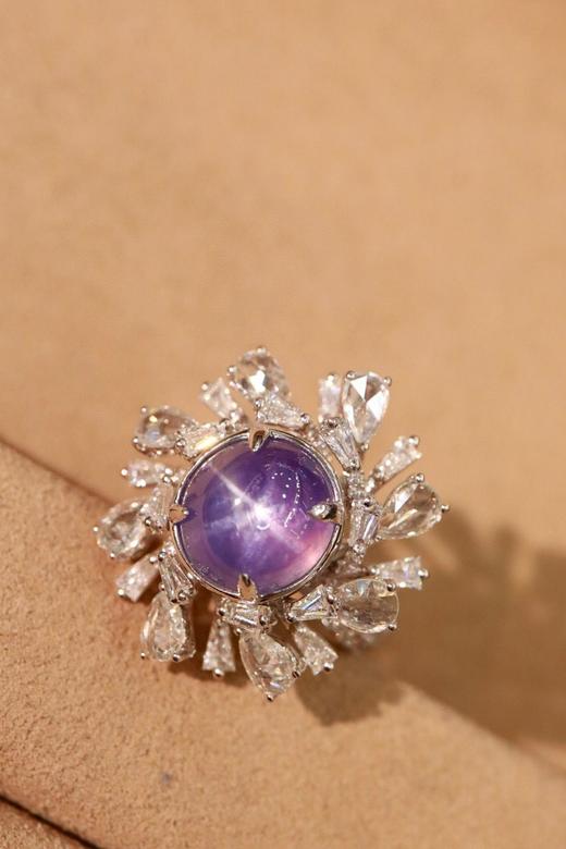 9.44ct蛋面星光紫蓝宝戒指 商品图3