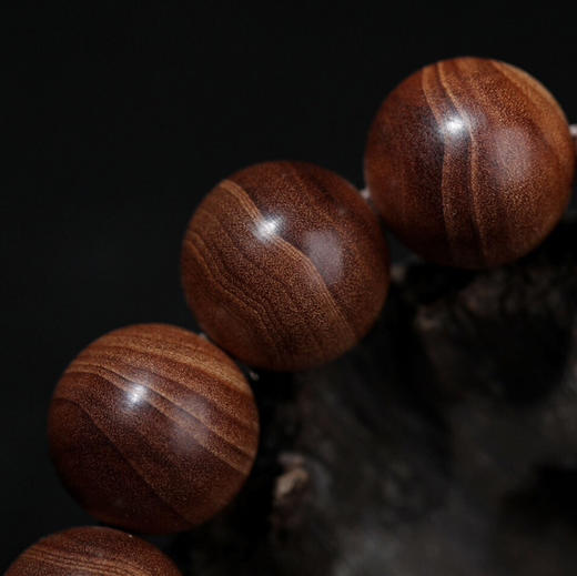 【青山特惠】1.5*15颗沉水级黑肉印度迈索尔正区老山檀 手串 L26 商品图1