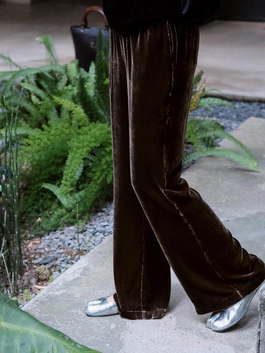 创业大礼包|真丝压花立领夹棉外套+新中式丝绒微喇裤咖色+真丝提花立领马甲(不夹棉) 商品图7