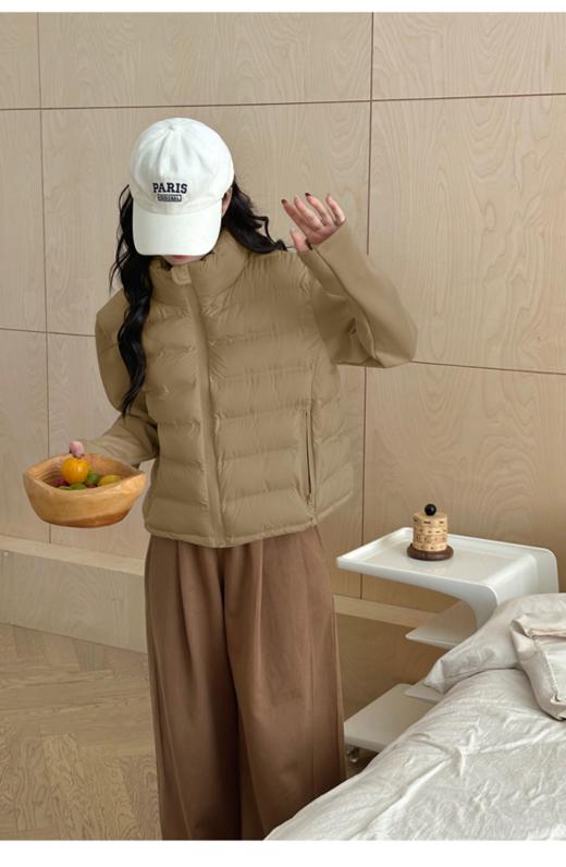 ☺️【小野日记Yono's Diary立领保暖棉衣外套XY-F-8823】 💋 超级棒的韩版通勤百搭👏短款加厚立领保暖宽松棉衣外套🌸！保暖时尚 ，✨超级推荐 ！！ 商品图2