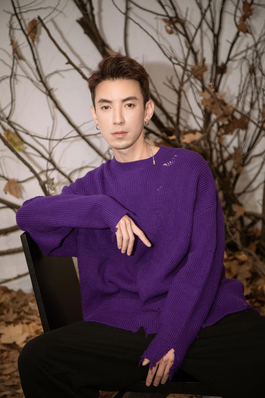 W446343252不规则破坏风针织衫 商品图3