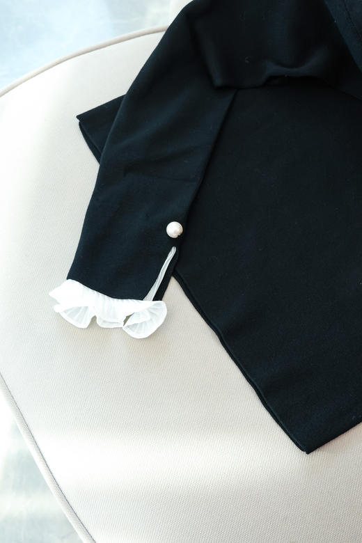 悄然心动|花边袖羊毛上衣 商品图4