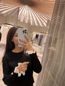 悄然心动|花边袖羊毛上衣