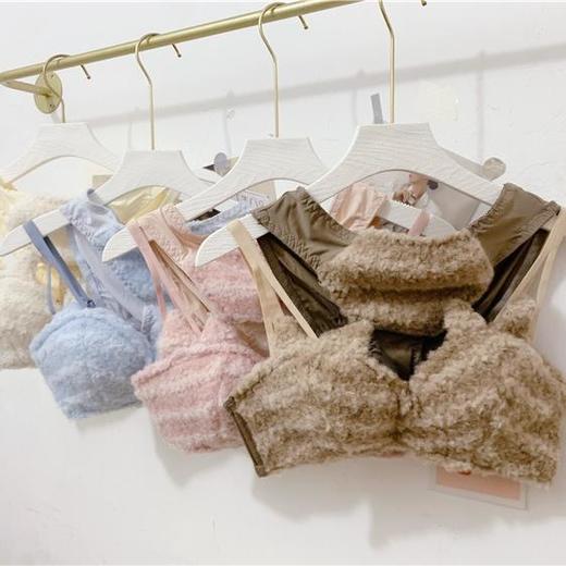 【毛绒绒❗️猫耳朵性感内衣套装】又美又暖，小胸聚拢，收副乳防下垂，上托显大❗️性感可爱新款秋冬时尚毛绒立体无钢圈文胸 商品图6