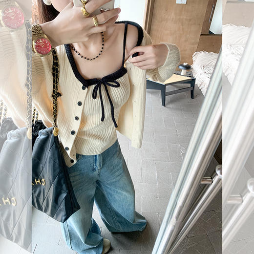 <曾小咸推荐>韩系2色毛衣开衫毛织吊带两件套 日常199.99 立减100 秒杀99.99！ 商品图1