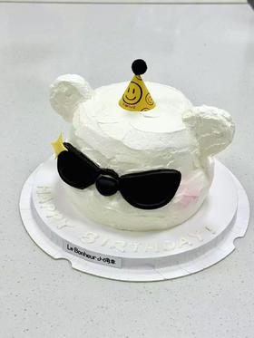 墨镜小狗·奶油蛋糕