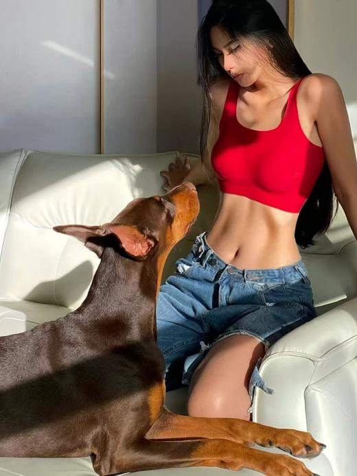 U家火辣升级新年装零压云感内衣套装 商品图3