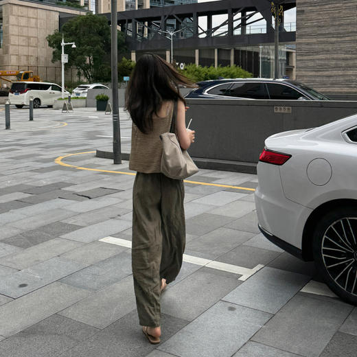 ROMI STUDIO “纵横交织” 7针亚麻棉混纺针织吊带背心开衫422A7089【发货时效25天】 商品图1