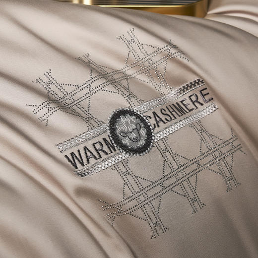 【专柜多样屋】克莉斯汀羊绒保暖冬被-浅驼/200*230cm 商品图8