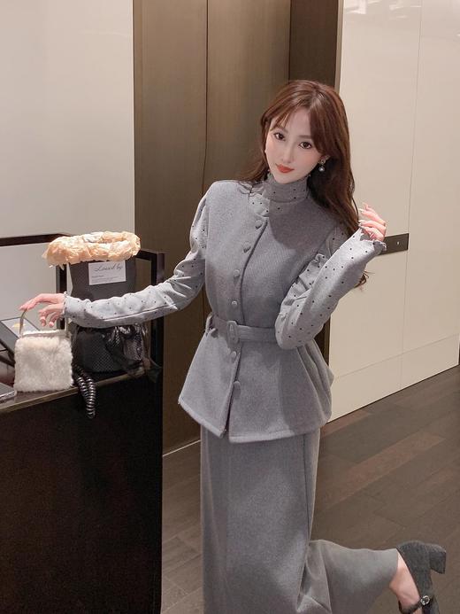 张心子【留洋千金】气质高级感秋冬新款马甲半身裙两件套套装 U2411039 商品图7