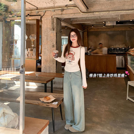 <曾小咸推荐>百搭卡通印花修身显瘦打底衫 商品图1