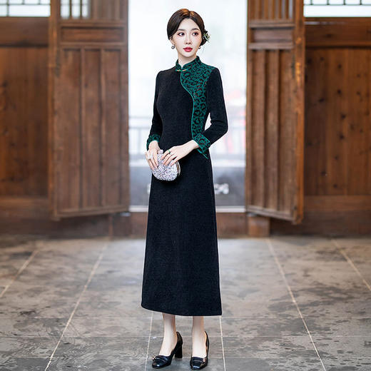 SY107秋冬加厚显瘦妈妈奥黛改良旗袍2024新款女复古长袖日常可穿连衣裙 商品图2