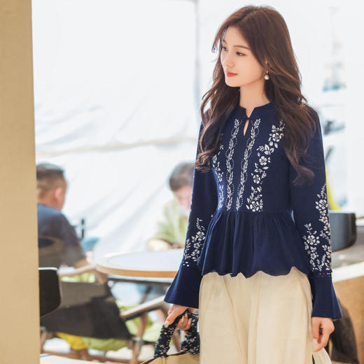 【林栖设计小店】（现货）【林栖推荐】荷叶边复古毛织上衣2024秋季新品优雅气质显瘦上衣女T1951208 商品图0