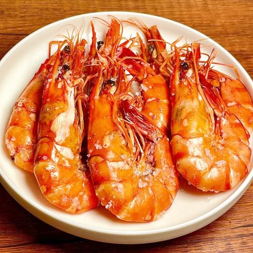 【比手掌还要大的黑虎虾】虾界 ◎劳斯莱斯 买到就是赚到！！活虾20min内船上急冻保留的原汁原味，吃到嘴里QQ弹弹，鲜香无比。肉质紧实鲜甜，分量十足，精选壳薄肉大。 商品图1