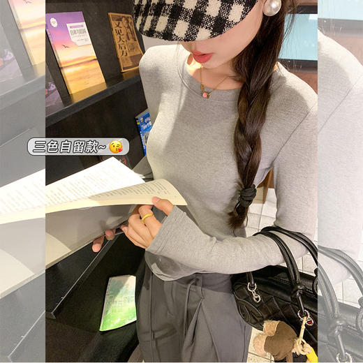 <曾小咸推荐>基础百搭3色圆领修身T恤打底衫 商品图2