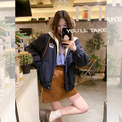 <曾小咸推荐>学院风藏蓝色加绒宽松夹克外套 日常299.99 立减140 秒杀159.99！！ 商品图3