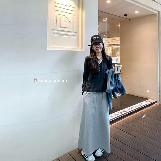 <曾小咸推荐>假两件灰色连帽针织衫半身裙 商品图2