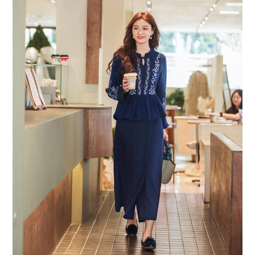 【林栖设计小店】（现货）【林栖推荐】荷叶边复古毛织上衣2024秋季新品优雅气质显瘦上衣女T1951208 商品图6