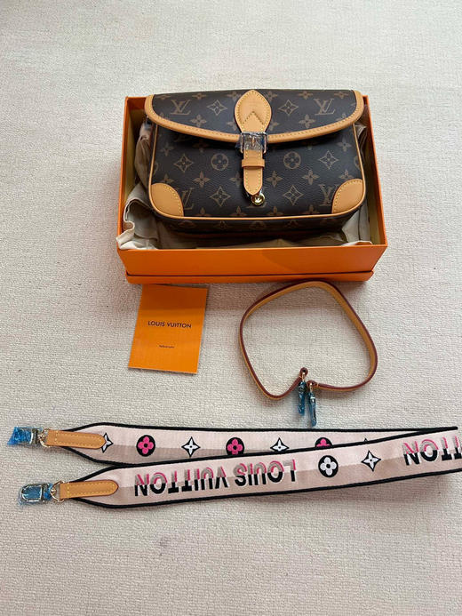 L*V家驴法棍包家 商品图10