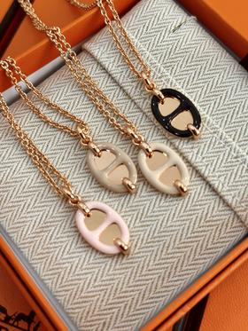 清仓处理！正品付款减库存~猪鼻子，可过奢品鉴定的系列！！独家老渠道！四季都可以带！爱m仕猪鼻子搭扣项链  玫瑰金和银色链条 各四种配色 百搭不挑人！ 配手提包装盒