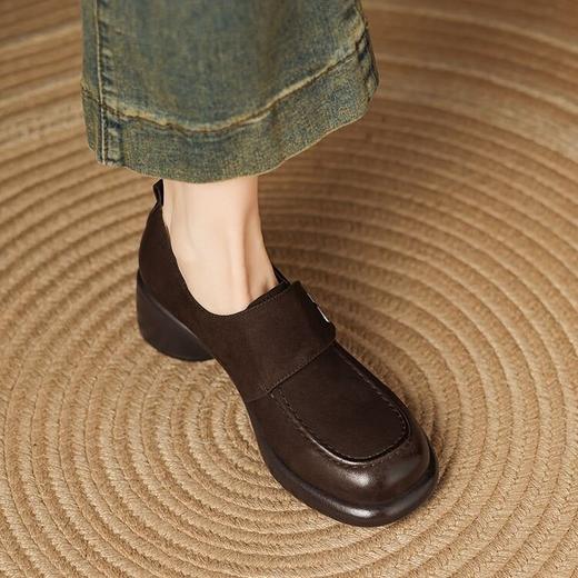 【预售5天】秋冬季羊皮乐福鞋圆头复古风小皮鞋魔术贴中跟深口单鞋女DPJ&2955 商品图3