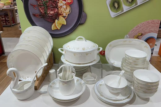 AY-21品物攸宜灿若芳华52头10人用骨质瓷餐具 商品图0