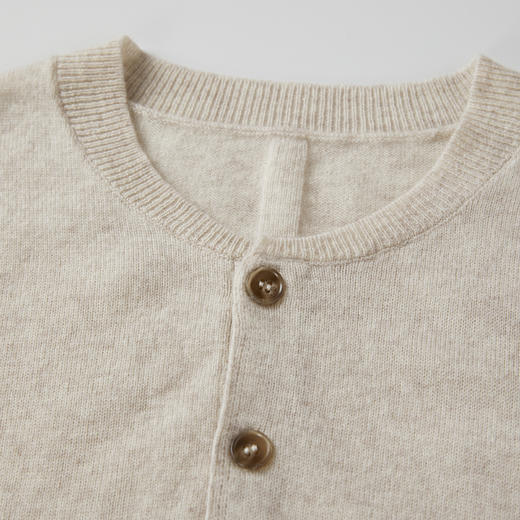 ROMI STUDIO“温暖已至” 山羊绒绵羊毛混纺亨利领毛衫 RW24WST1266 商品图5