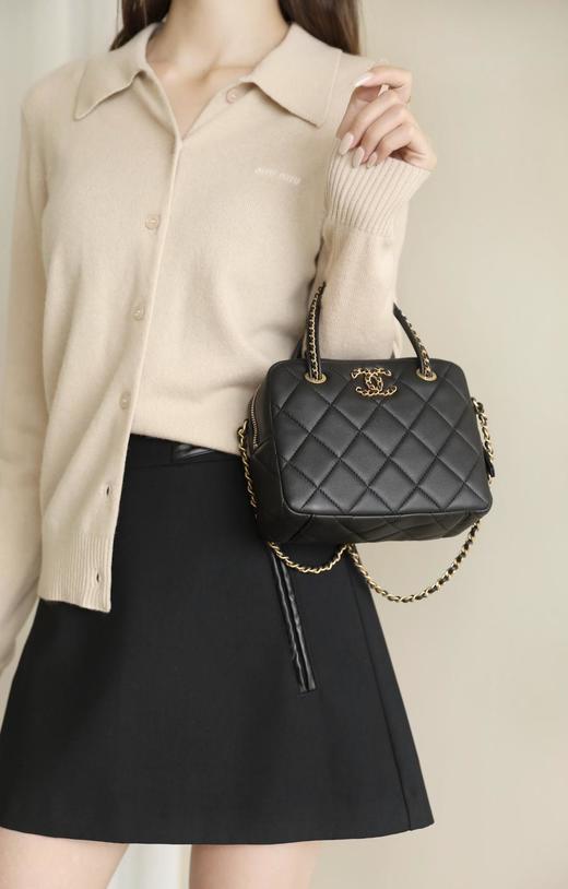 香奈儿𝟮𝟱𝗖早春手提𝟭𝟵相机包黑色（HH） 商品图5