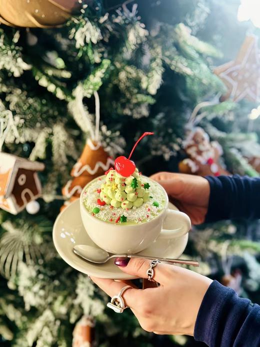 开心果草莓圣诞杯【杯子只能堂食哦】· 奶油蛋糕 商品图1