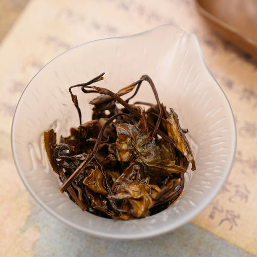 2018年老白茶 老白茶散装寿眉盒装75g 商品图3