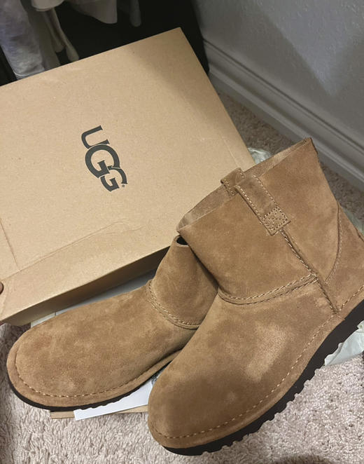 UGG女款经典无衬里短靴 驼色6码美现一双亏本出¥580 商品图2
