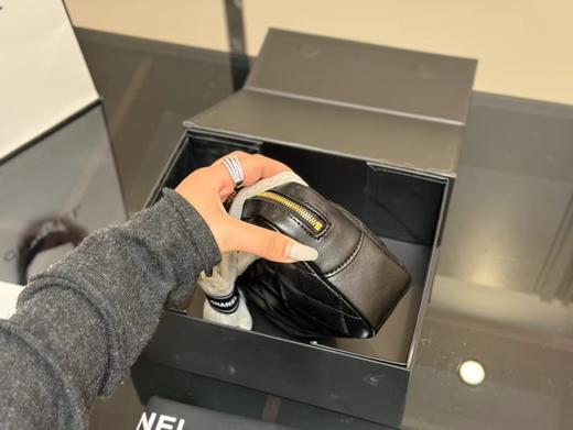 B120942必须要有的款啊啊~本季醉佳的单品新款相机包 商品图5