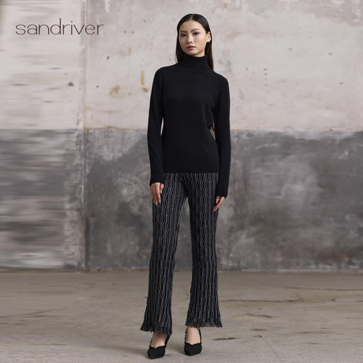 双翻领羊绒女套衫SJF93W419B 商品图2