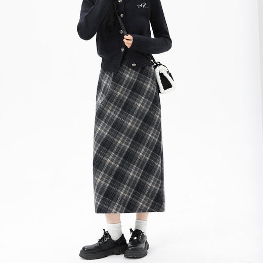 【给寒冬一丝温暖】复古毛呢格子裙 百搭简约的A型半裙 复古气质 遮小肚腩 高腰显瘦 显腿长 商品图3