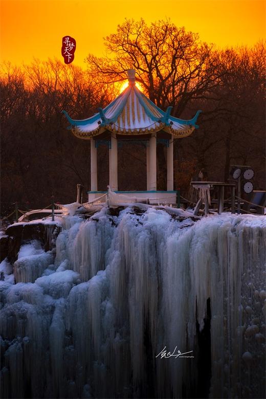 冰雪奇缘——吉林雾凇、雪乡童话世界、四方顶雪景、镜泊湖冰瀑、东北虎雪地捕食、冰雪大世界、伏尔加庄园7天摄影团（长/哈） 商品图3