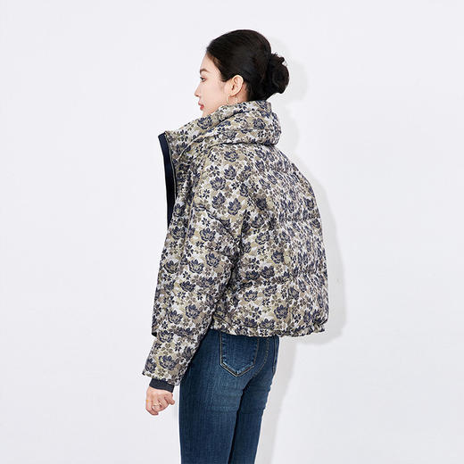 【高货wl】全新升级【铂金会员652/天猫889/差价237】(55214)洛诗琳提花面料立领羽绒服冬季款时尚印花保暖面包羽绒服 商品图4