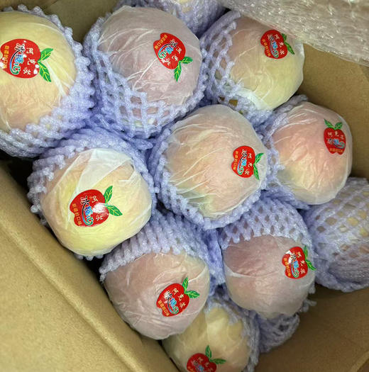 【严选】新疆阿克苏冰糖心苹果家庭装10斤/箱(单果果径80-90mm精品果 18枚左右)  (厂家直发） 商品图4