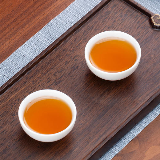 春之秘语丨武夷山大红袍 乌龙茶 武夷岩茶 一级 300g 配手提袋 自饮送礼皆宜 商品图4