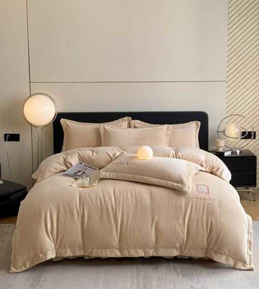 【远梦】牛奶绒床盖四件套 商品图0