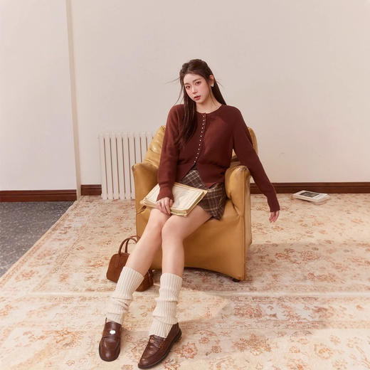 【怎么搭都好看❗️秋冬季针织毛衣】品质和气质一步到位，法式风廓型毛衣+半裙，经典宽松不挑人，妥妥显瘦小能手，格纹半身裙时髦新年战袍套装女L 商品图2