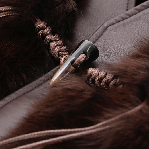 PP610斯尔丽2024新款高级名媛时尚狐狸毛配绵羊毛皮时尚轻奢皮草外套 商品图4