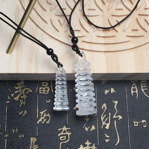 天然白水晶文昌塔吊坠 （长约5cm） 商品图0
