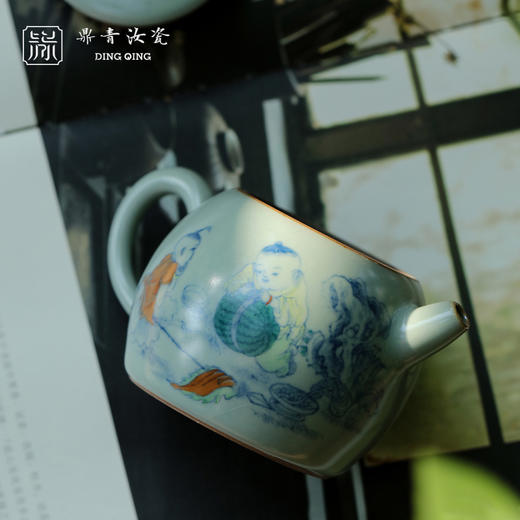问鼎鼎青系列斗彩德钟壶（嬉戏童趣） 商品图2
