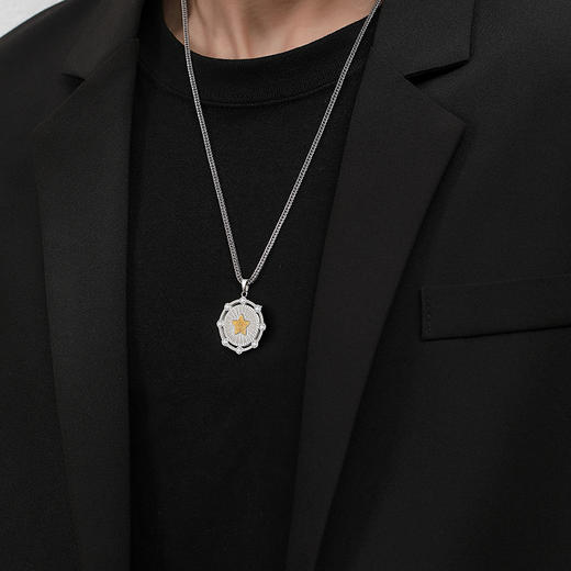 太空陨石纪念章项链 镶嵌一枚陨石8枚皓石 赠钛钢项链 商品图4