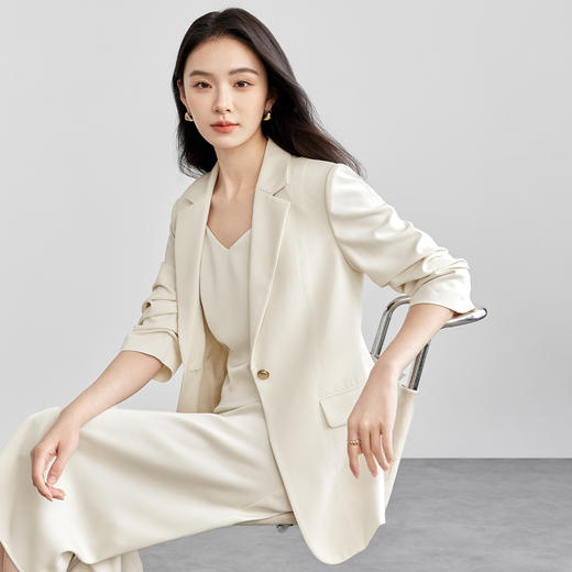 【尚都比拉】小众设计西装领带肩垫袖子抽褶小个子短款垂感西装-151X57670 商品图1