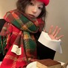 【随心搭配，温柔呵护！】红色格子围巾，温暖如春。时尚百搭，兼备实穿与亮眼显白，唯你与TA的情谊更值人留恋。新年、圣诞礼物必选之一，一份情意满满的惊喜，为她带来氛围感满满的温馨！ 商品缩略图3