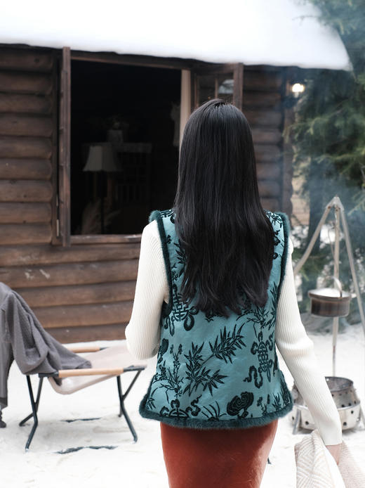 盛唐牡丹| 兰芝常生水貂漳缎夹棉马甲 商品图11