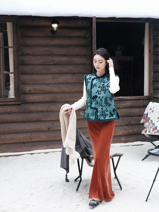 盛唐牡丹| 兰芝常生水貂漳缎夹棉马甲 商品图10